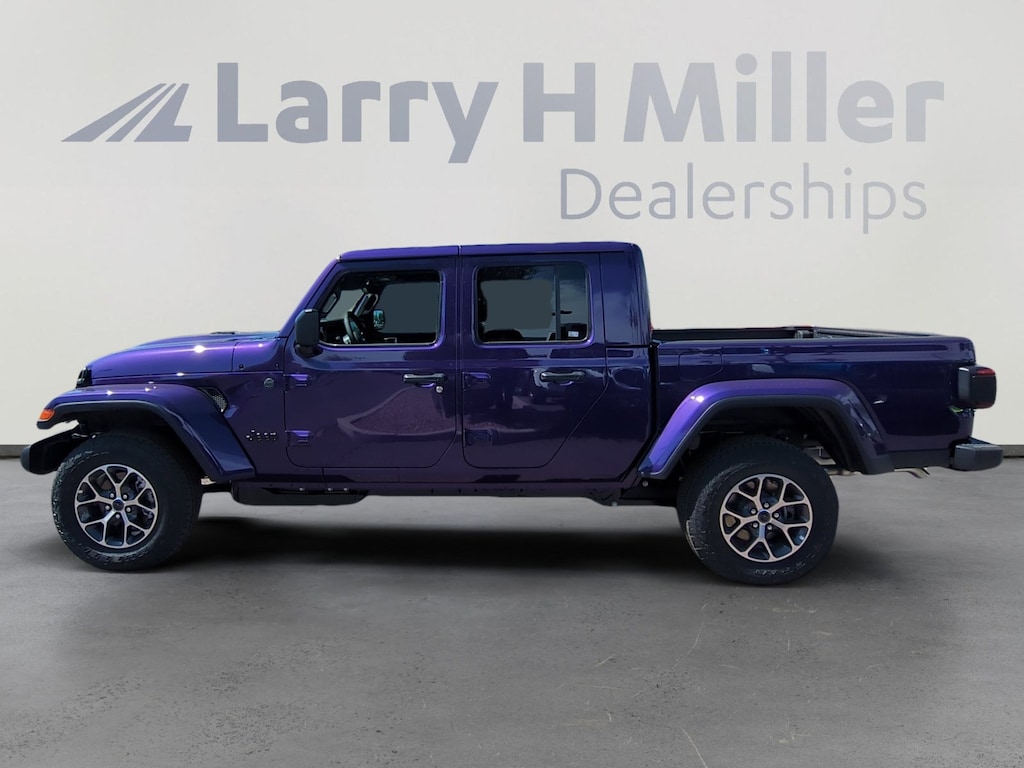 New 2026 Jeep Gladiator Sport S 4 Door Pickup
