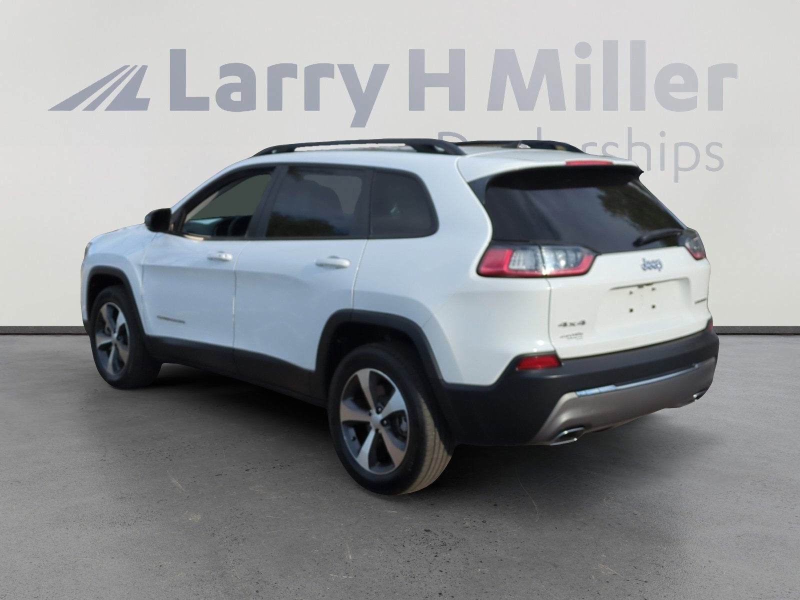 2022 Jeep Cherokee Limited photo 2