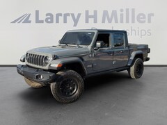 2022 Jeep Gladiator Overland Truck Crew Cab