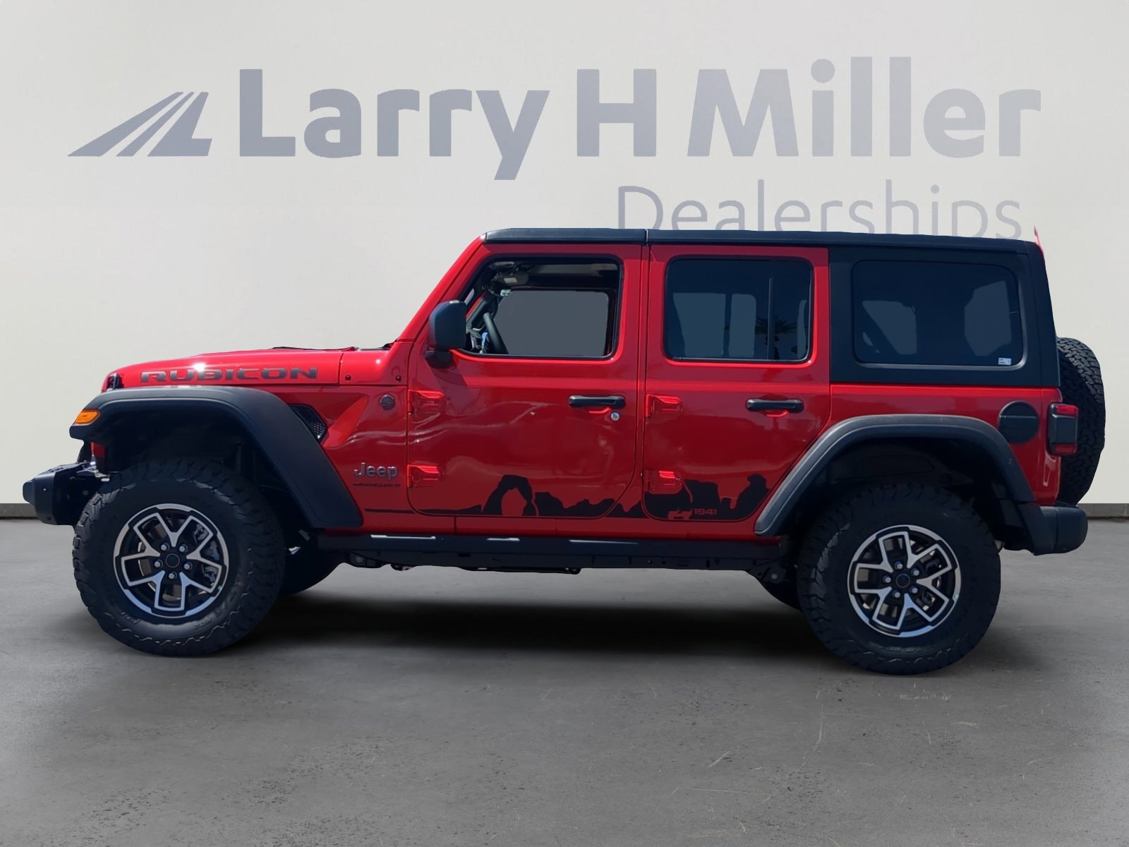 2025 Jeep Wrangler 4-Door Rubicon - Photo 2