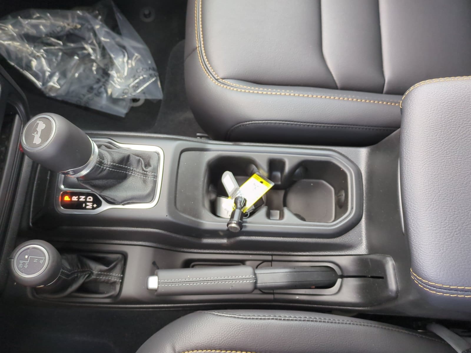2026 Jeep Wrangler 4-Door Sahara - Photo 16