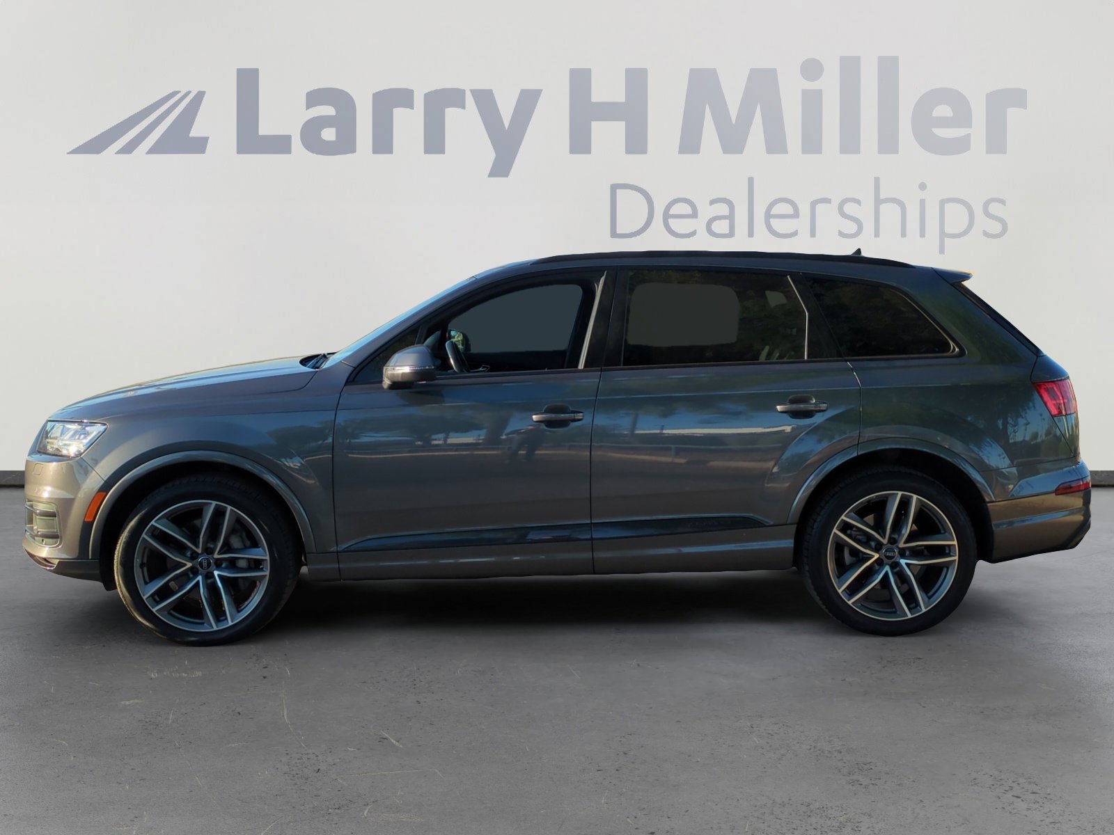 Used 2018 Audi Q7 Prestige with VIN WA1VAAF75JD038938 for sale in Tolleson, AZ