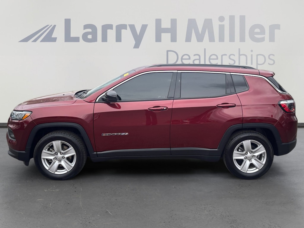 Used 2022 Jeep Compass Latitude SUV