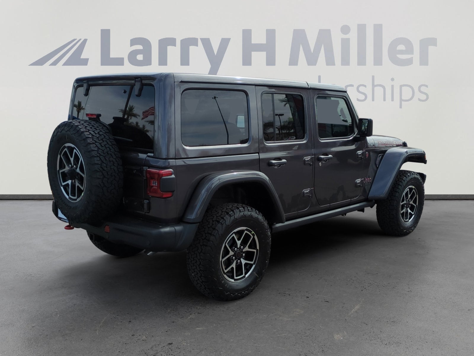 2025 Jeep Wrangler 4-Door Rubicon - Photo 5