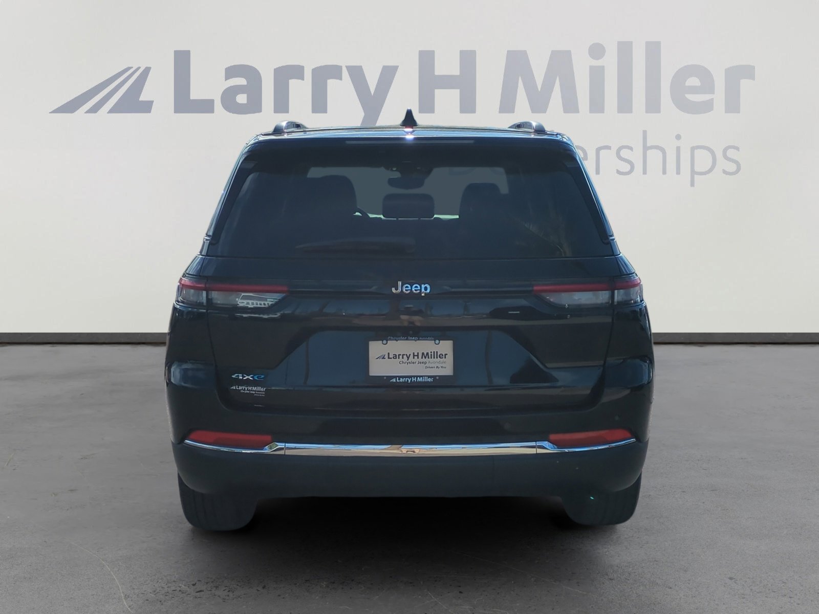 2022 Jeep Cherokee Limited 4xe photo 4
