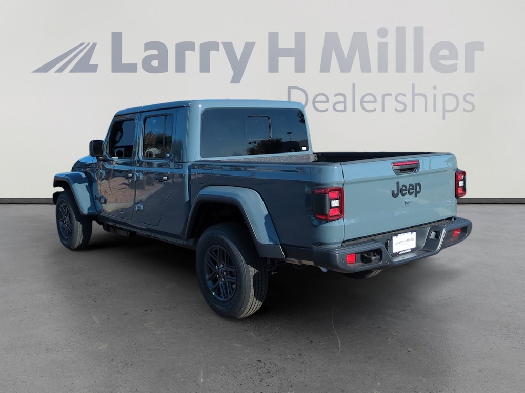 New 2026 Jeep Gladiator Sport S 4 Door Pickup