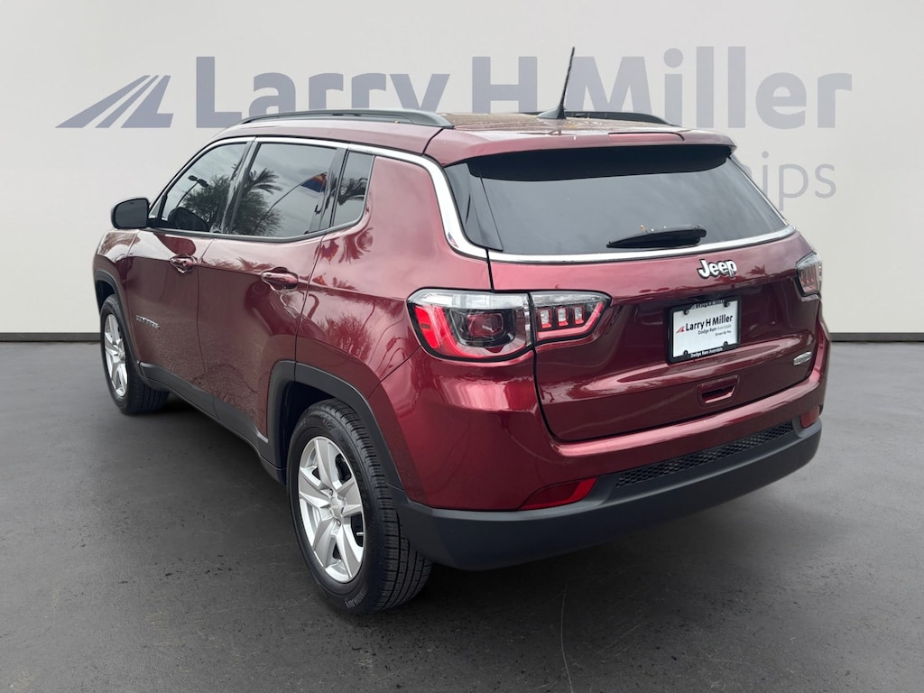 Used 2022 Jeep Compass Latitude SUV
