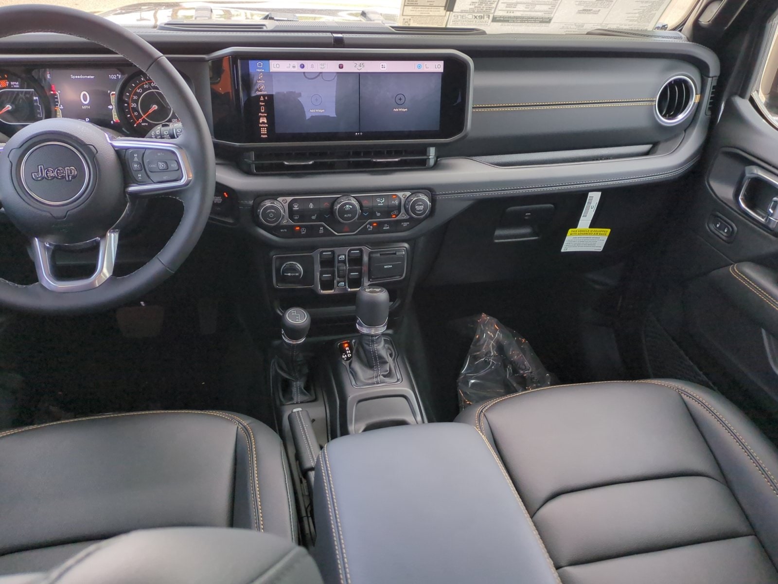 2026 Jeep Wrangler 4-Door Sahara - Photo 21