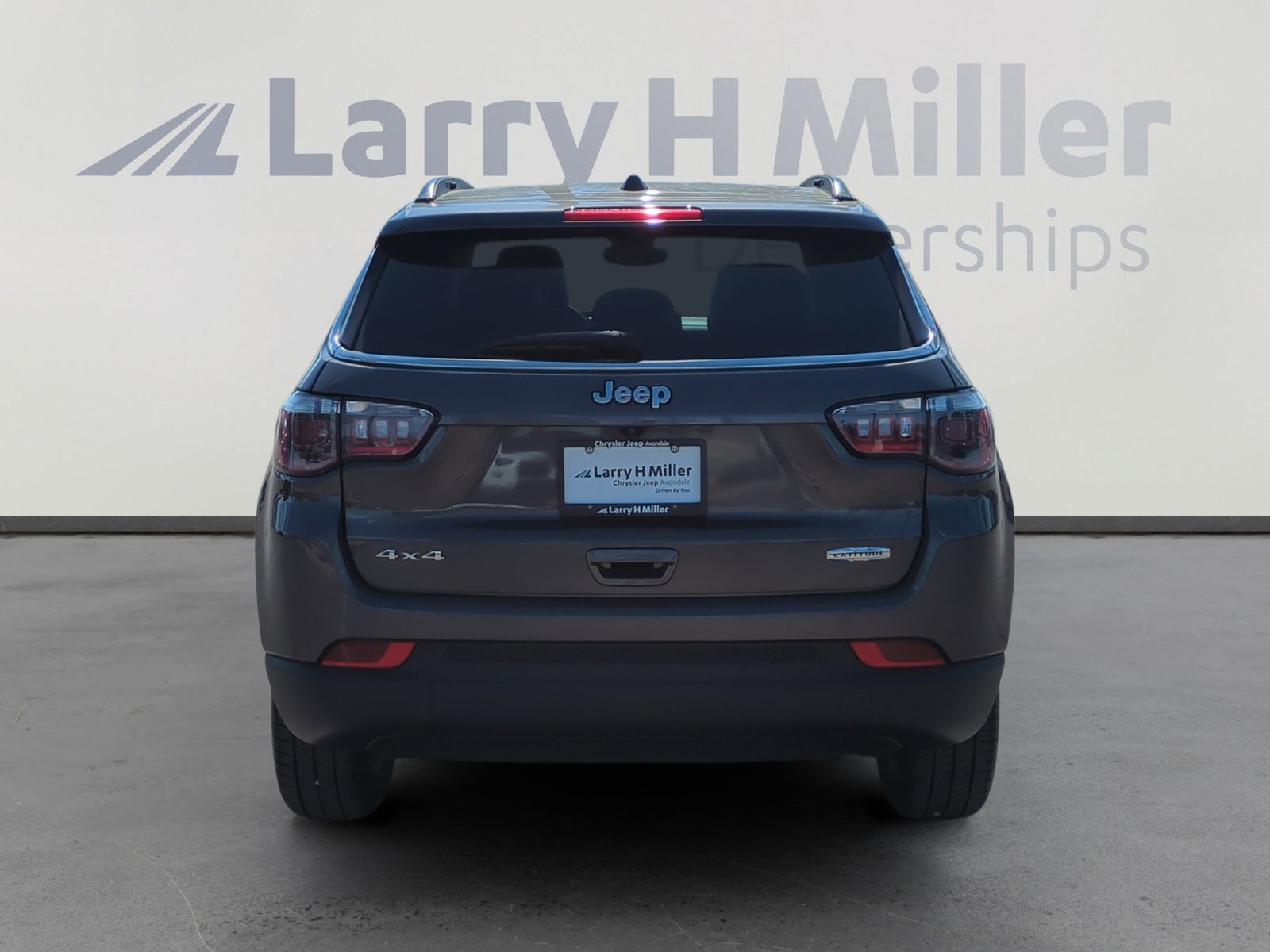 2022 Jeep Compass Latitude photo 4