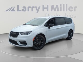 New 2026 Chrysler Pacifica Select Passenger Van Avondale, AZ