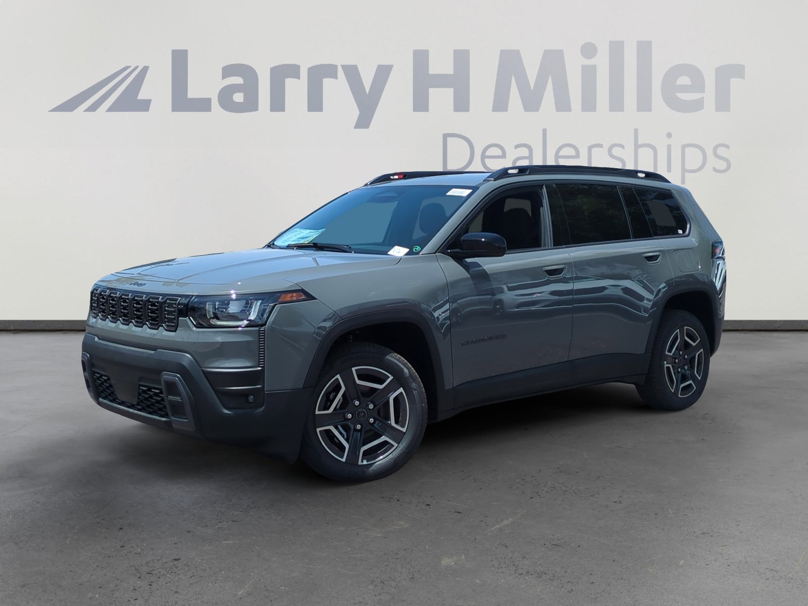 2026 Jeep Cherokee Laredo HEV 4X4's photo