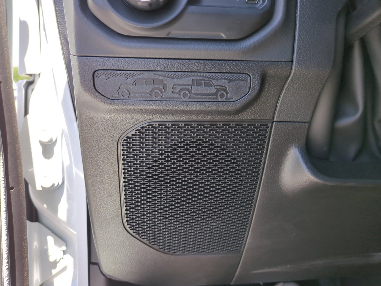 2025 Jeep Wrangler 4-Door Rubicon - Photo 28
