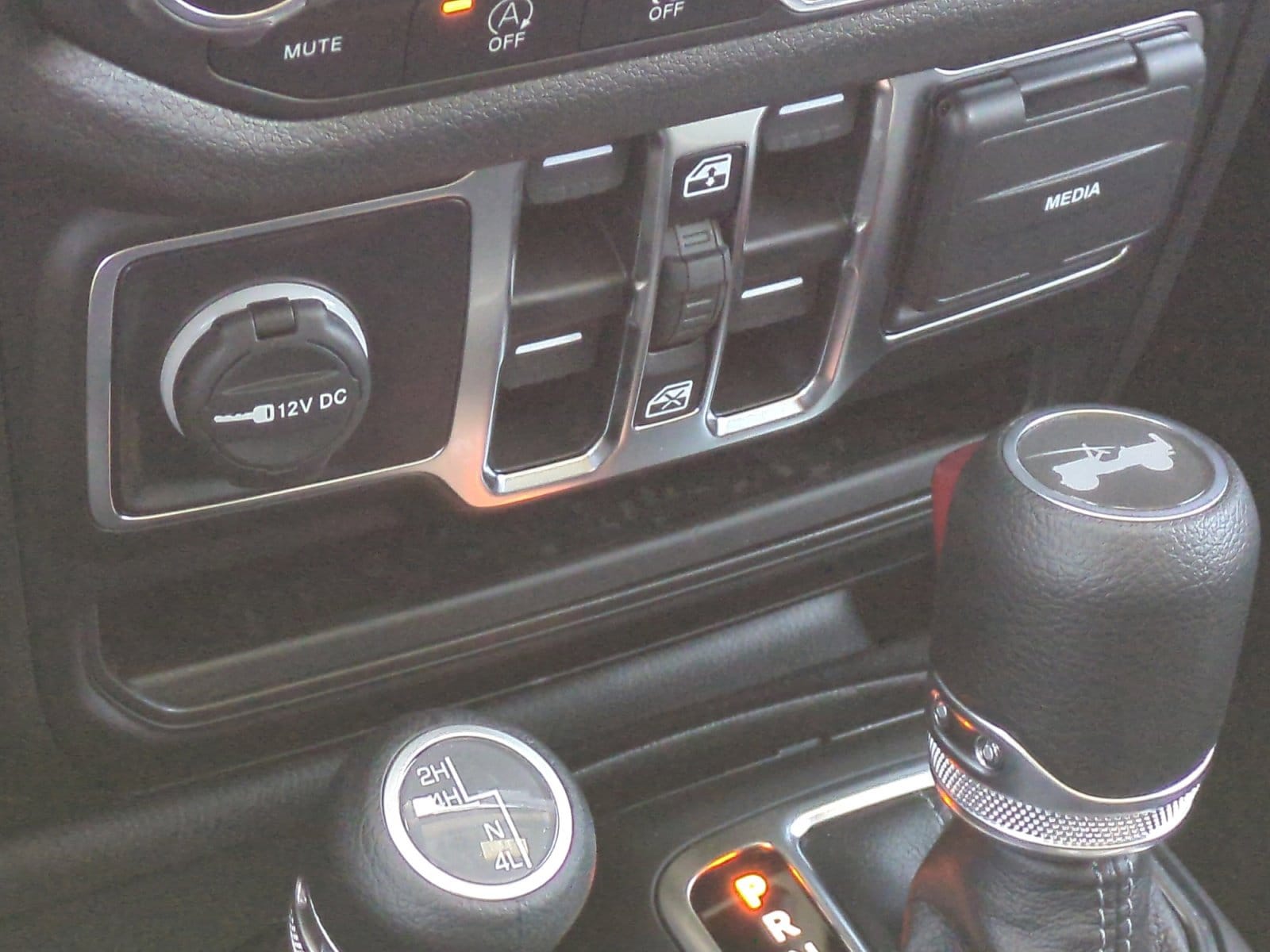 2025 Jeep Wrangler 4-Door Sport S - Photo 31