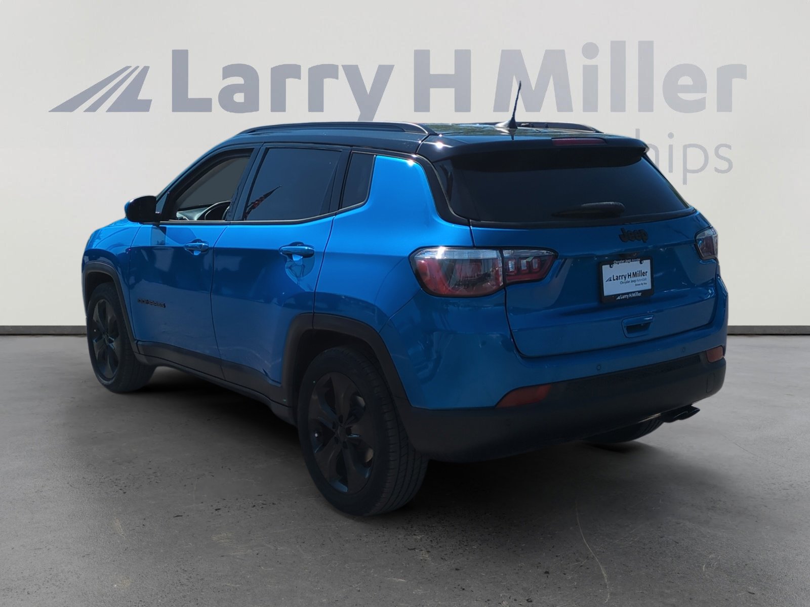 2019 Jeep Compass Latitude photo 3
