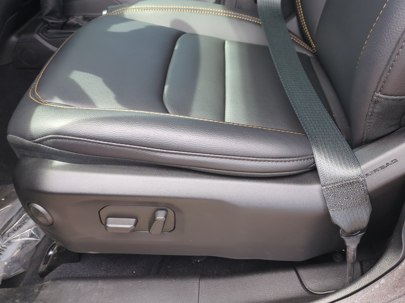 2026 Jeep Wrangler 4-Door Sahara - Photo 15