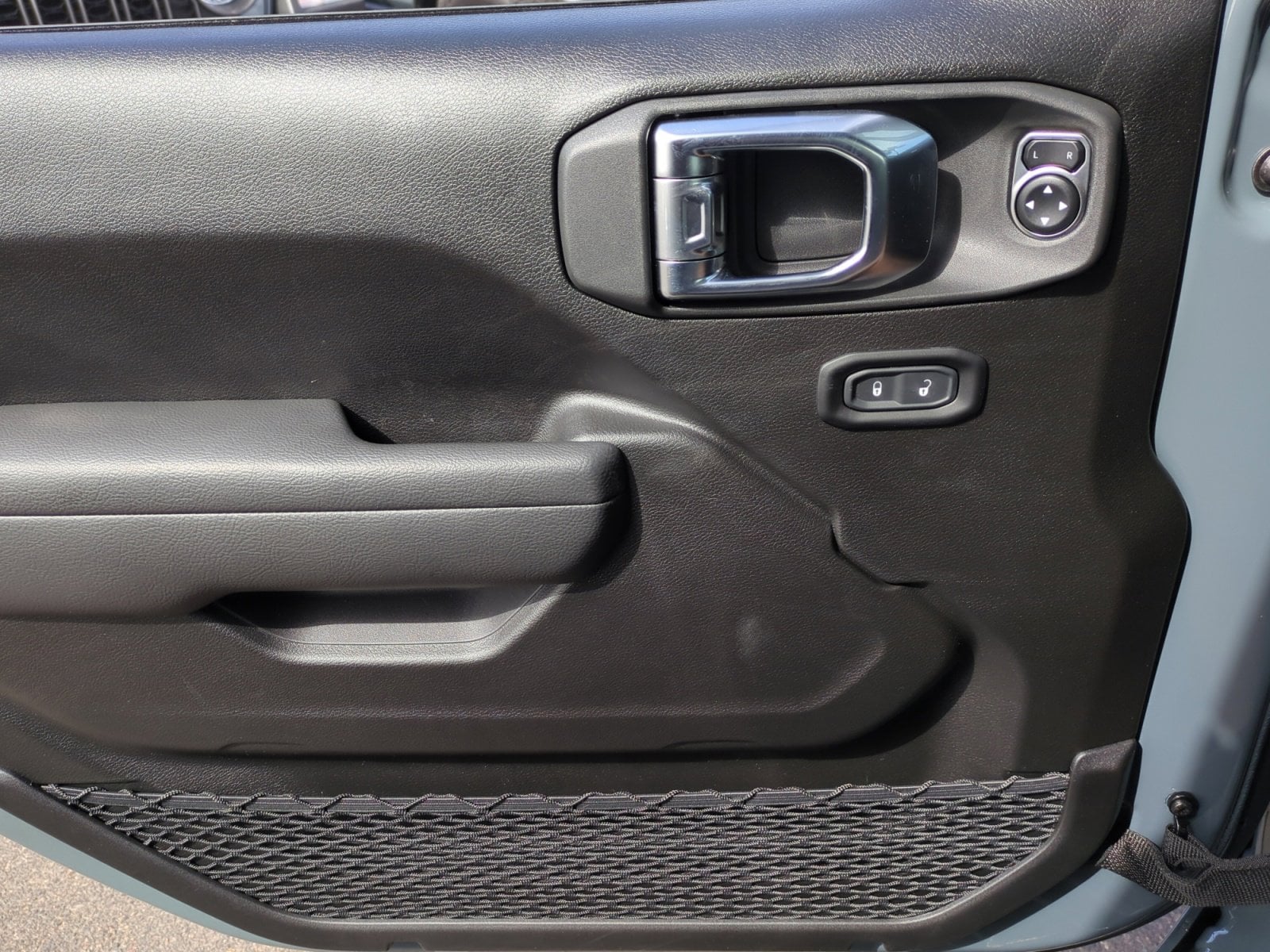 2025 Jeep Wrangler 4-Door Rubicon - Photo 14