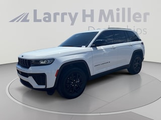 2026 Jeep Grand Cherokee Laredo SUV