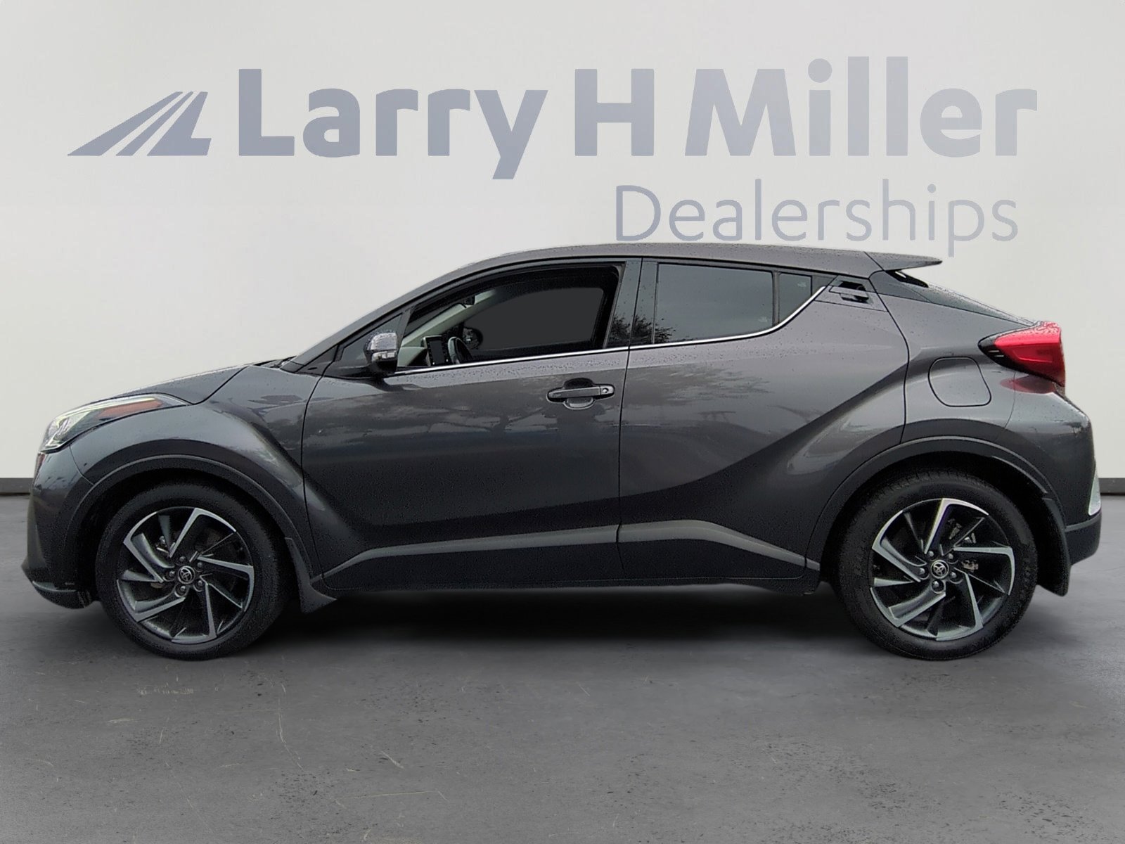 2021 Toyota C-HR Limited photo 2