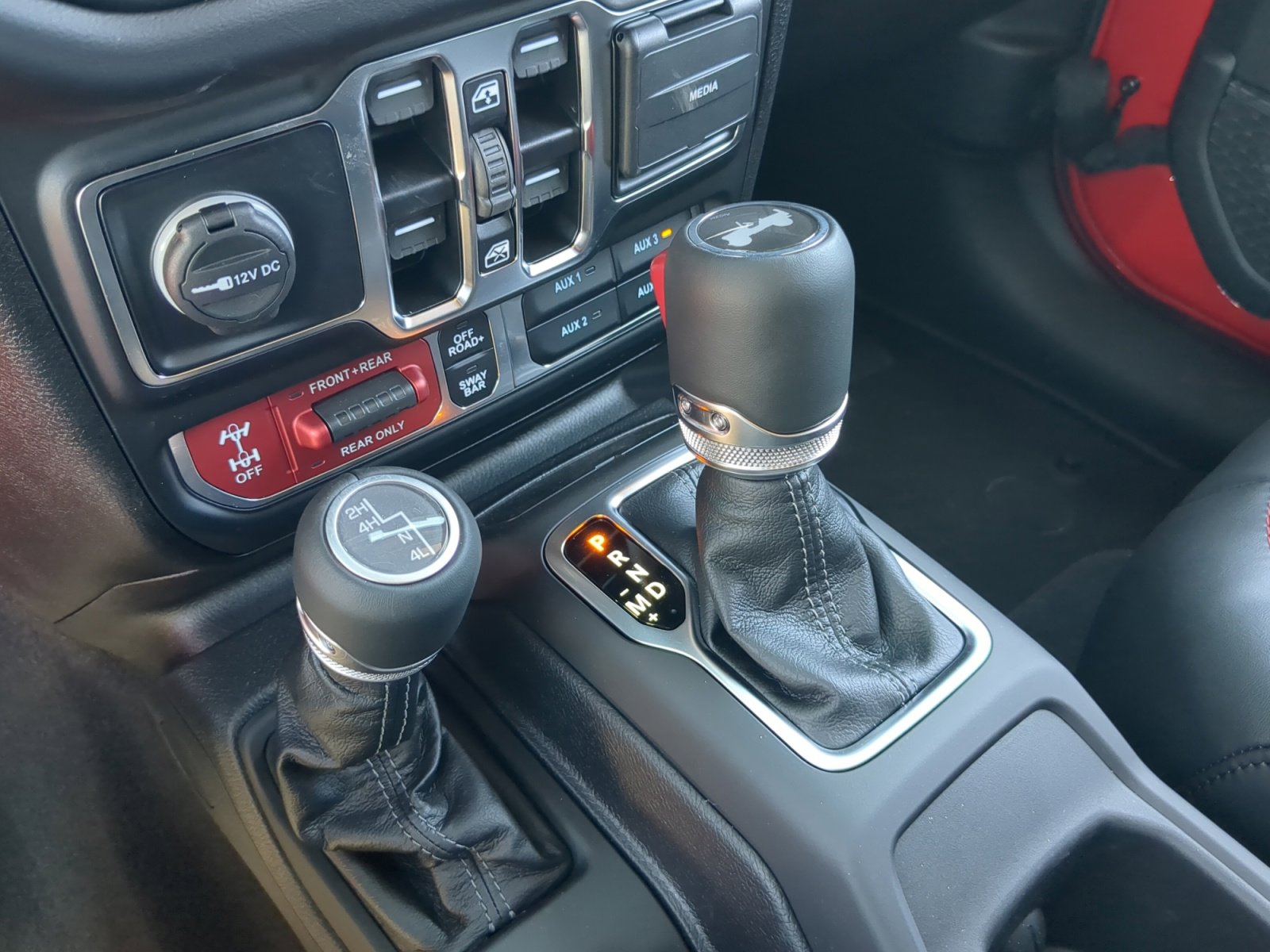 2025 Jeep Wrangler 4-Door Rubicon - Photo 32