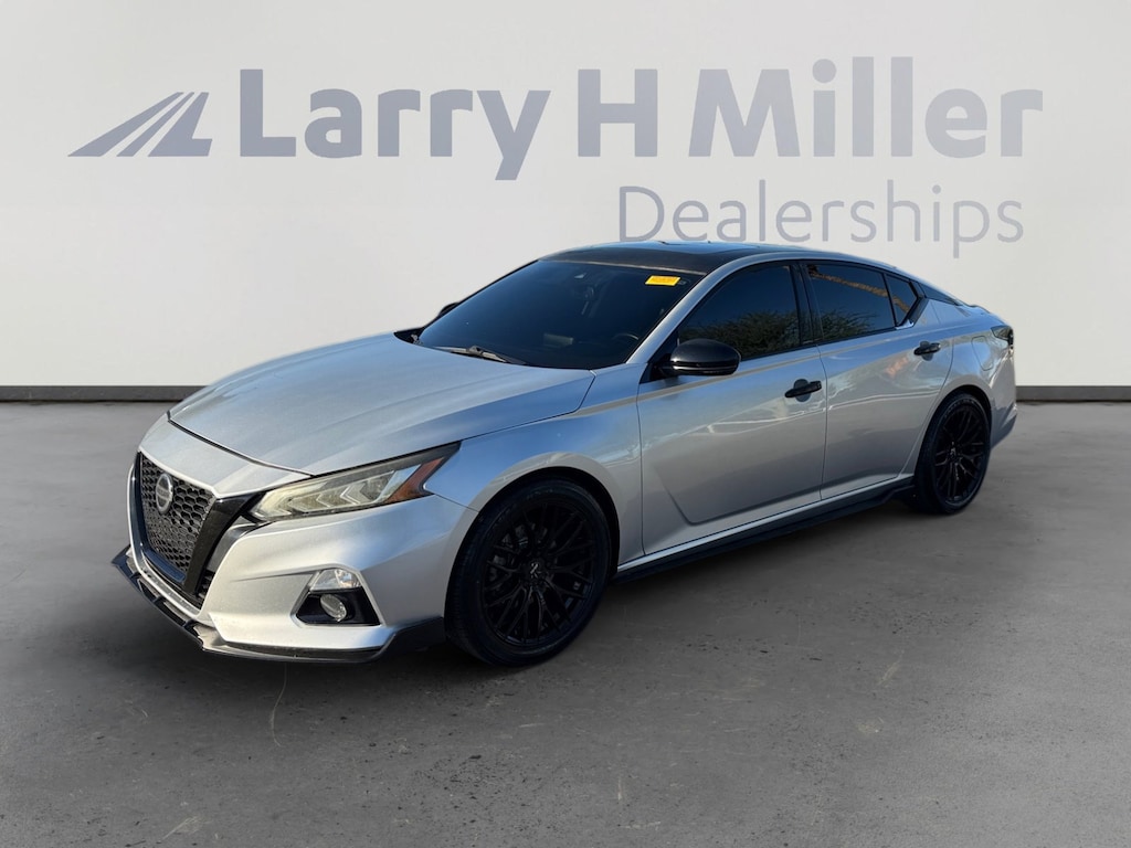 Used 2019 Nissan