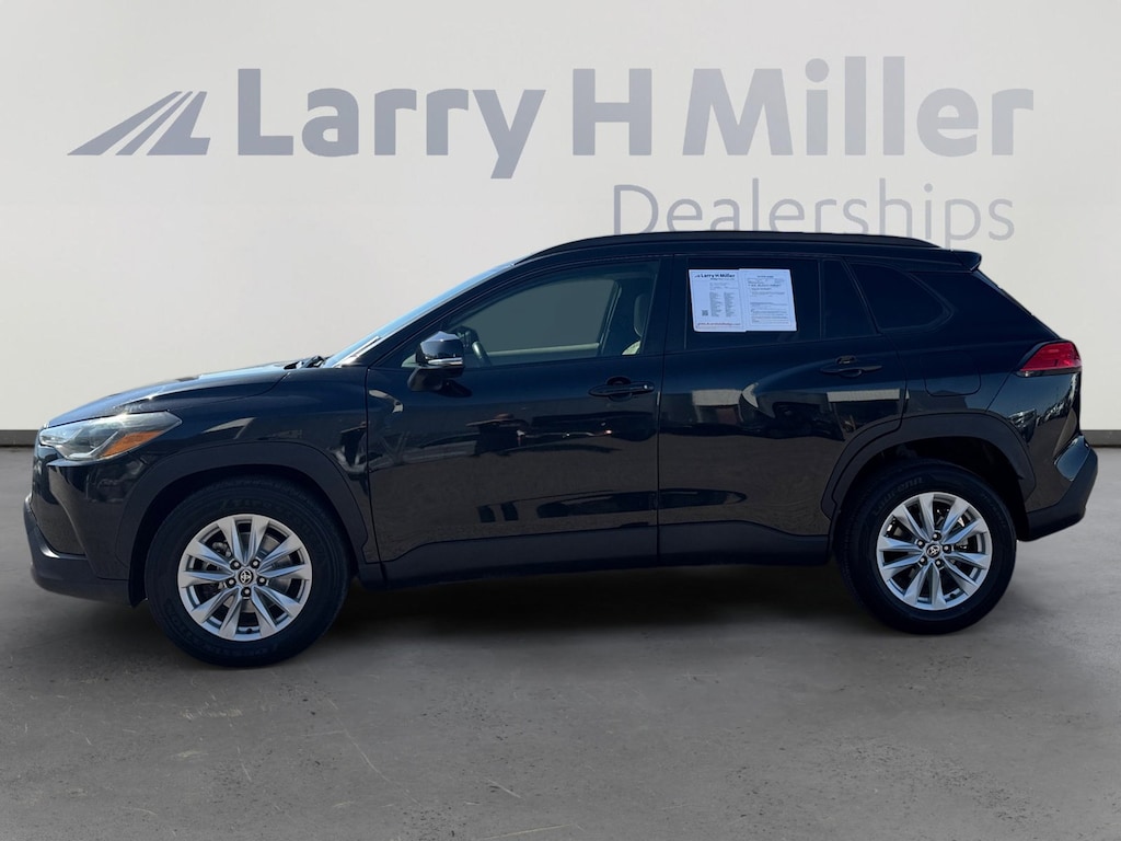Used 2022 Toyota Corolla Cross LE SUV