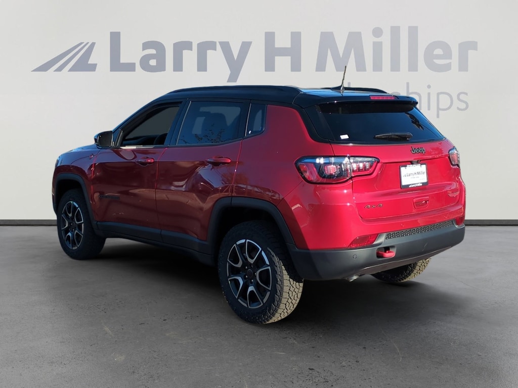 New 2026 Jeep Compass Trailhawk 4 Door Sport Utility