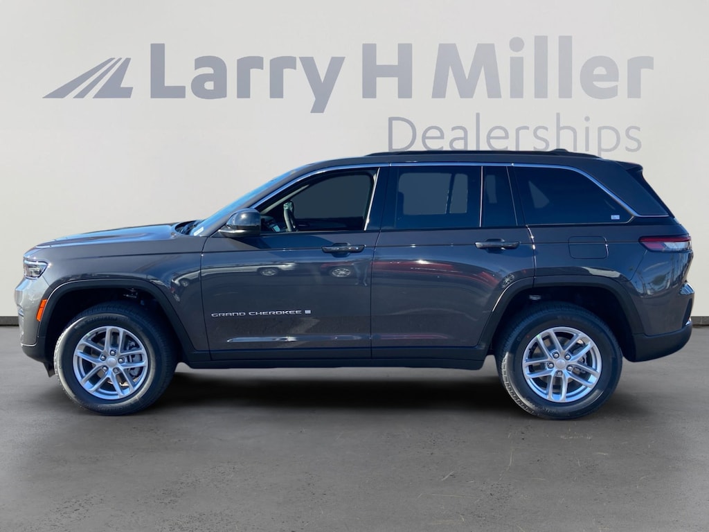 New 2025 Jeep Grand Cherokee Laredo X 4 Door Sport Utility