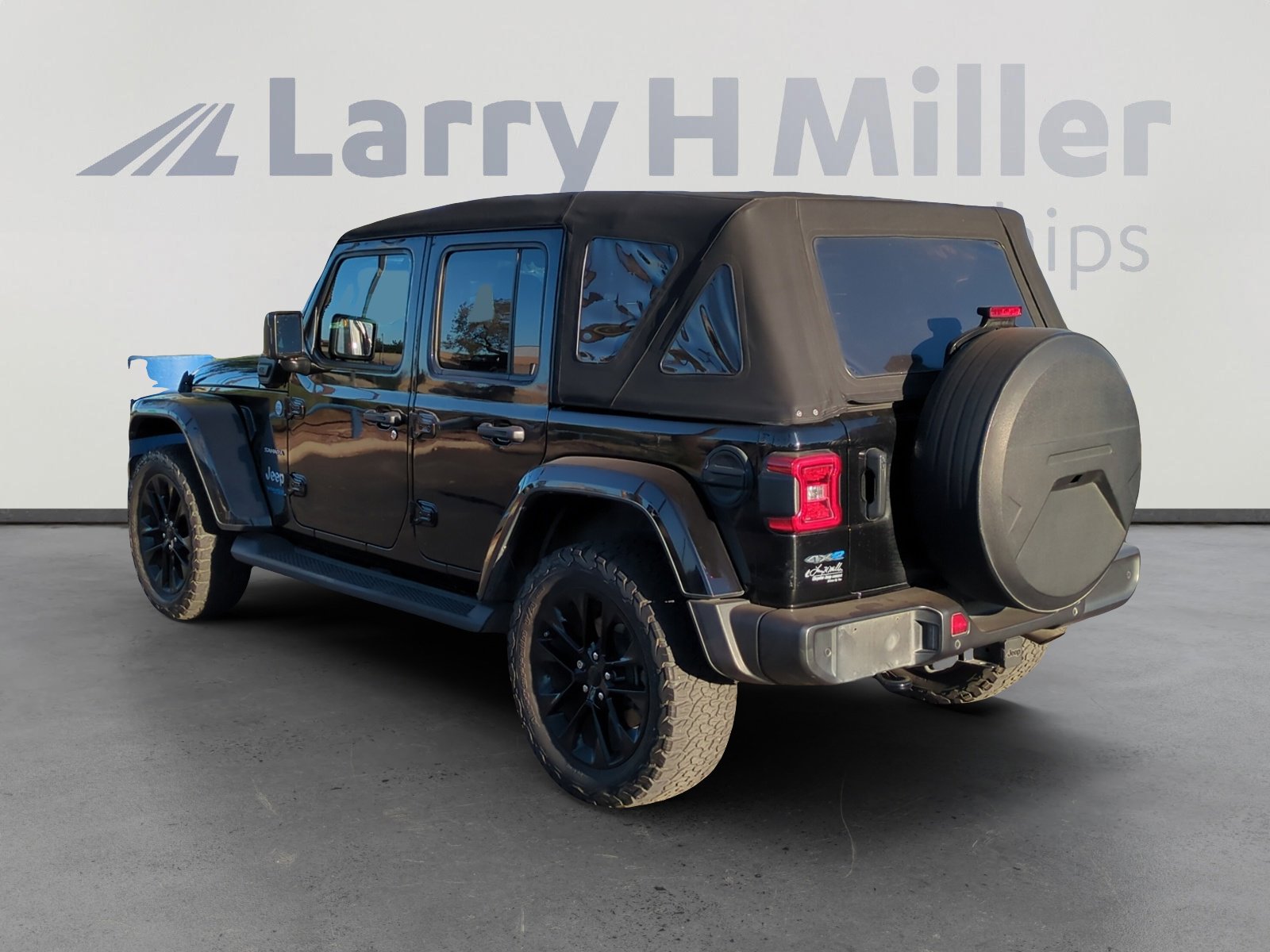 2021 Jeep Wrangler Unlimited Sahara 4xe photo 3