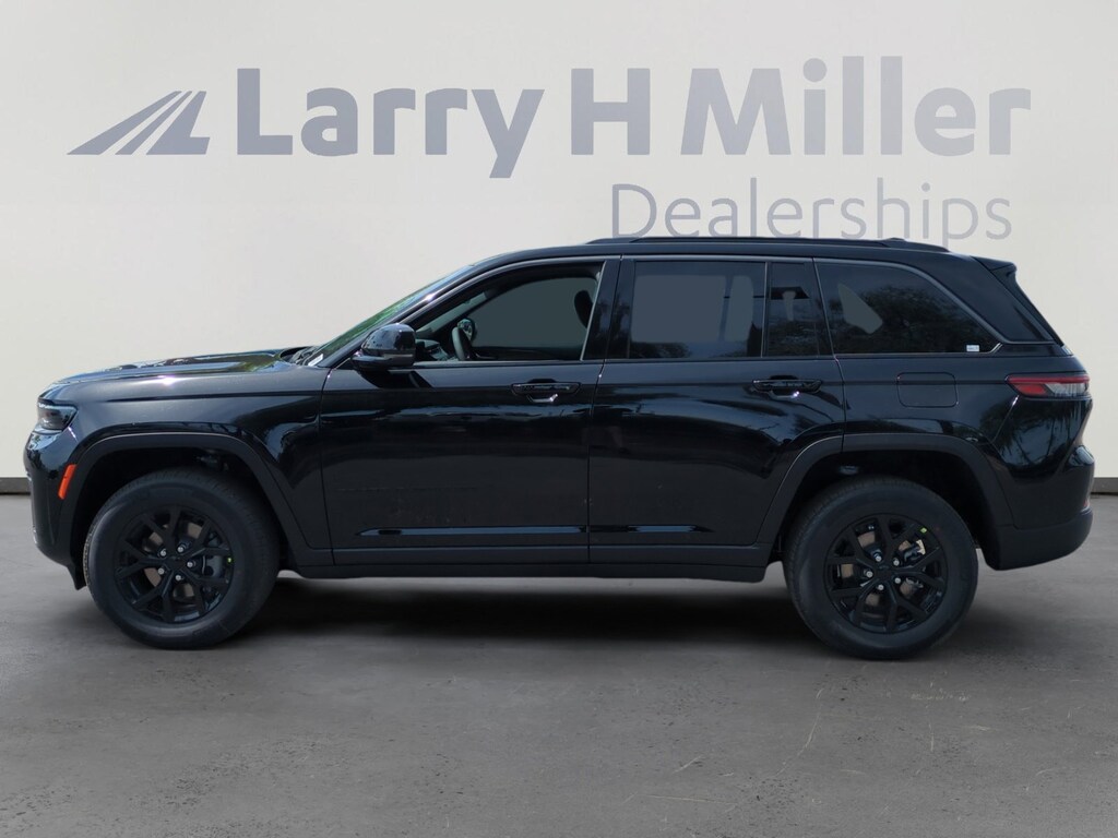 New 2026 Jeep Grand Cherokee Laredo Altitude 4 Door Sport Utility