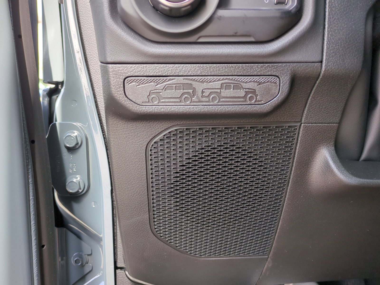 2025 Jeep Wrangler 4-Door Rubicon - Photo 28