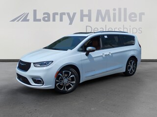 New 2026 Chrysler Pacifica Pinnacle Passenger Van Avondale, AZ