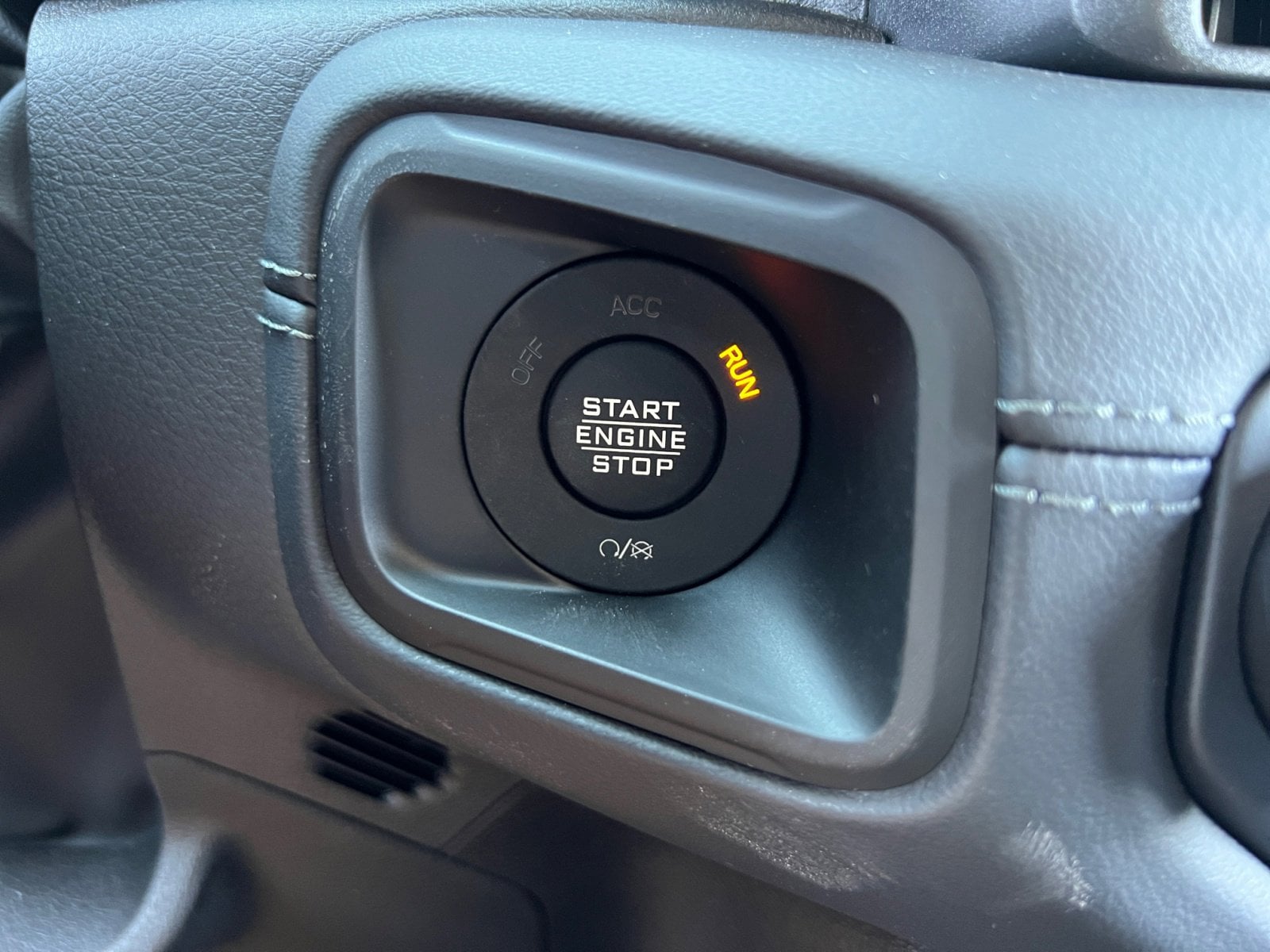 2025 Jeep Wrangler 4-Door Rubicon - Photo 31