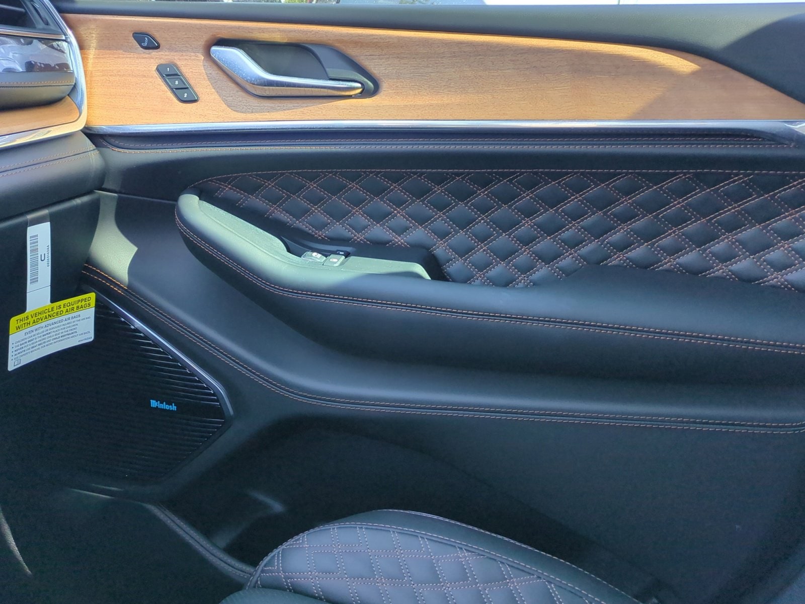 2025 Jeep Grand Cherokee L Summit Reserve - Photo 17
