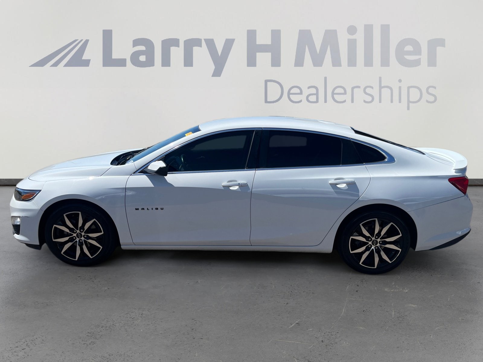 Used 2021 Chevrolet Malibu RS with VIN 1G1ZG5ST9MF062094 for sale in Tolleson, AZ