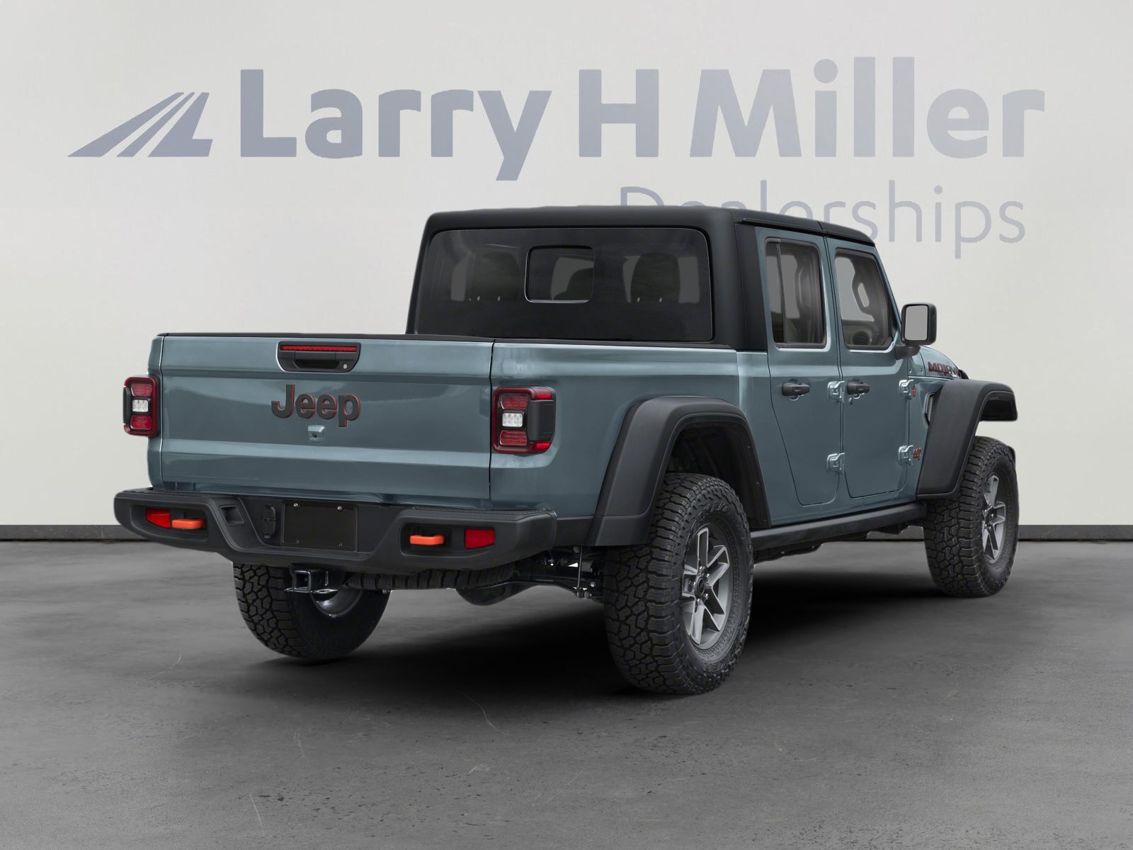 2025 Jeep Gladiator Mojave photo 2