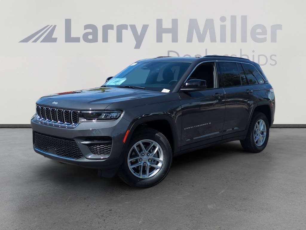 New 2026 Jeep Grand Cherokee Laredo X 4 Door Sport Utility