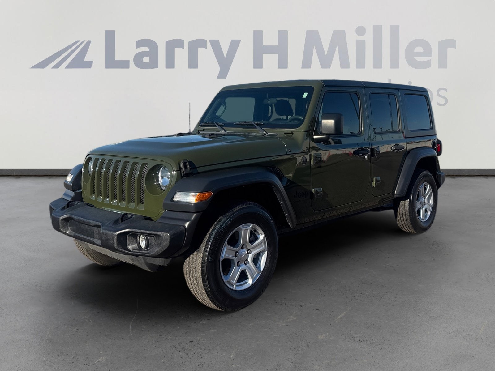 2023 Jeep Wrangler 4-Door Sport S's photo