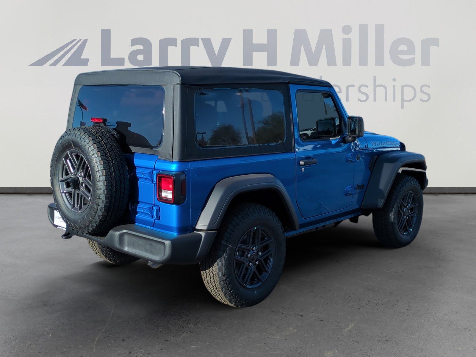 2026 Jeep Wrangler 2-Door Sport S - Photo 5
