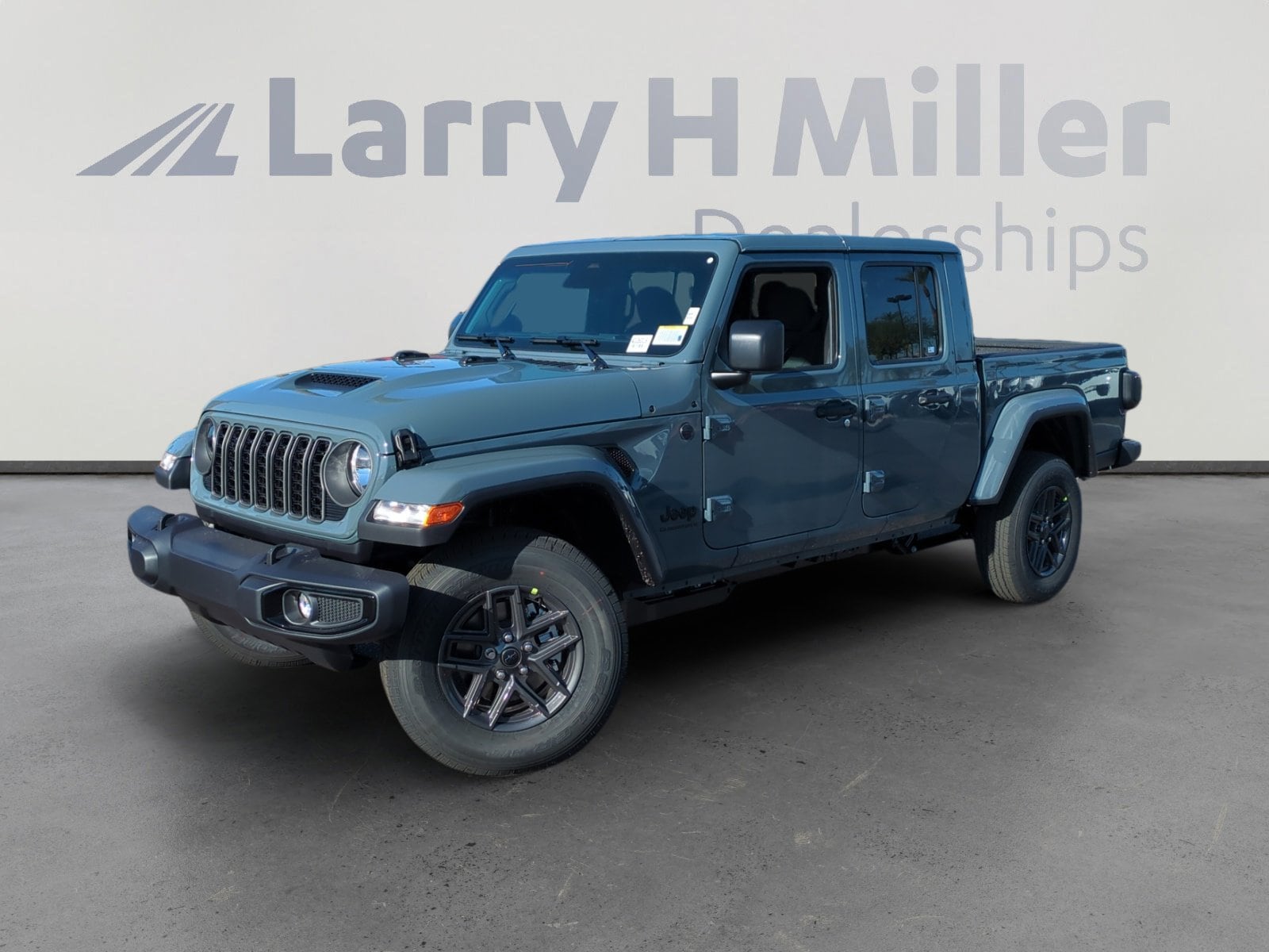 2026 Jeep Gladiator Sport S's photo