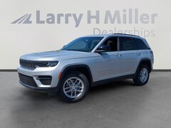 2025 Jeep Grand Cherokee Laredo X 4 Door Sport Utility