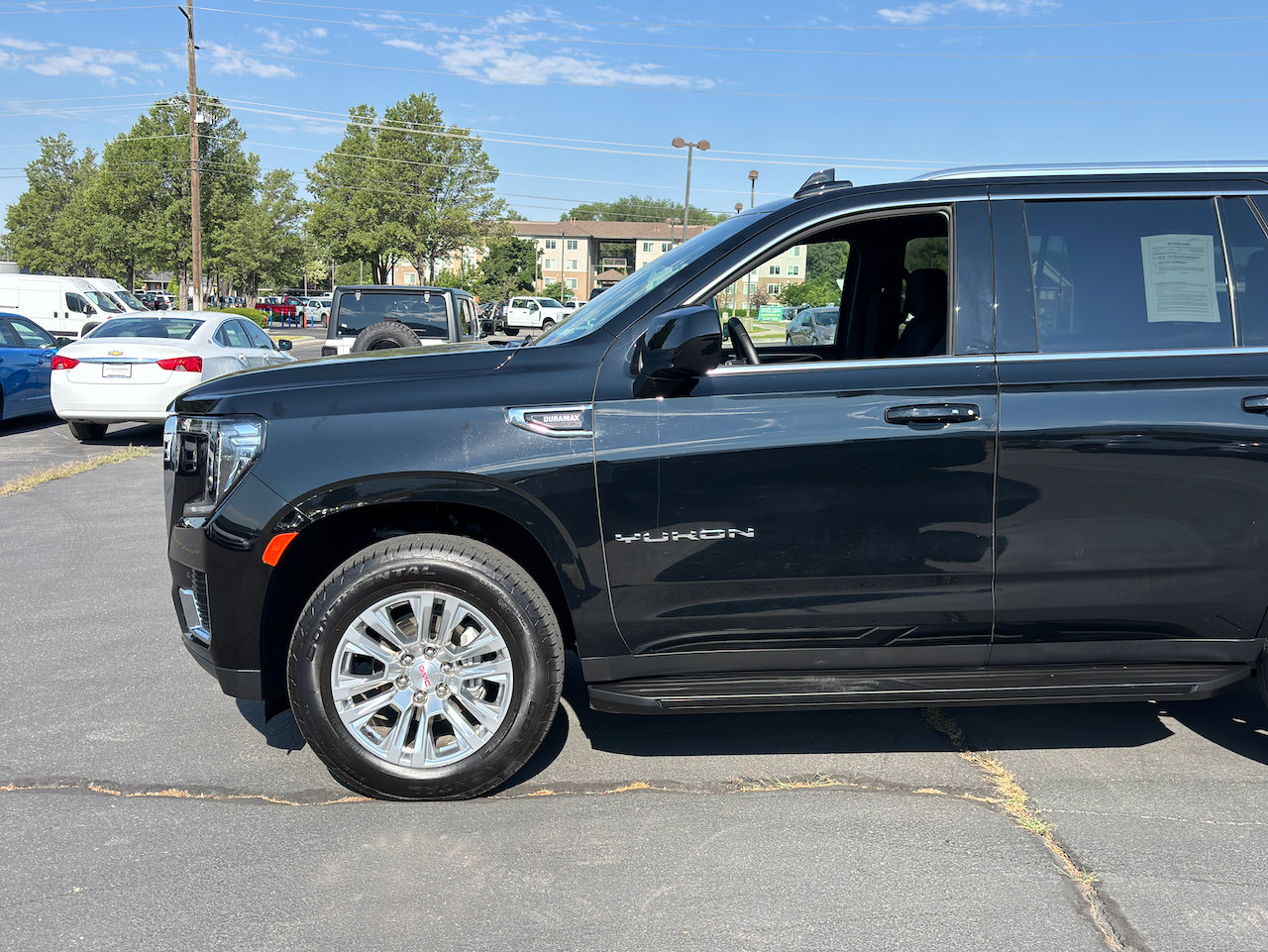 Used 2024 GMC Yukon SLE with VIN 1GKS2AET4RR125463 for sale in Provo, UT