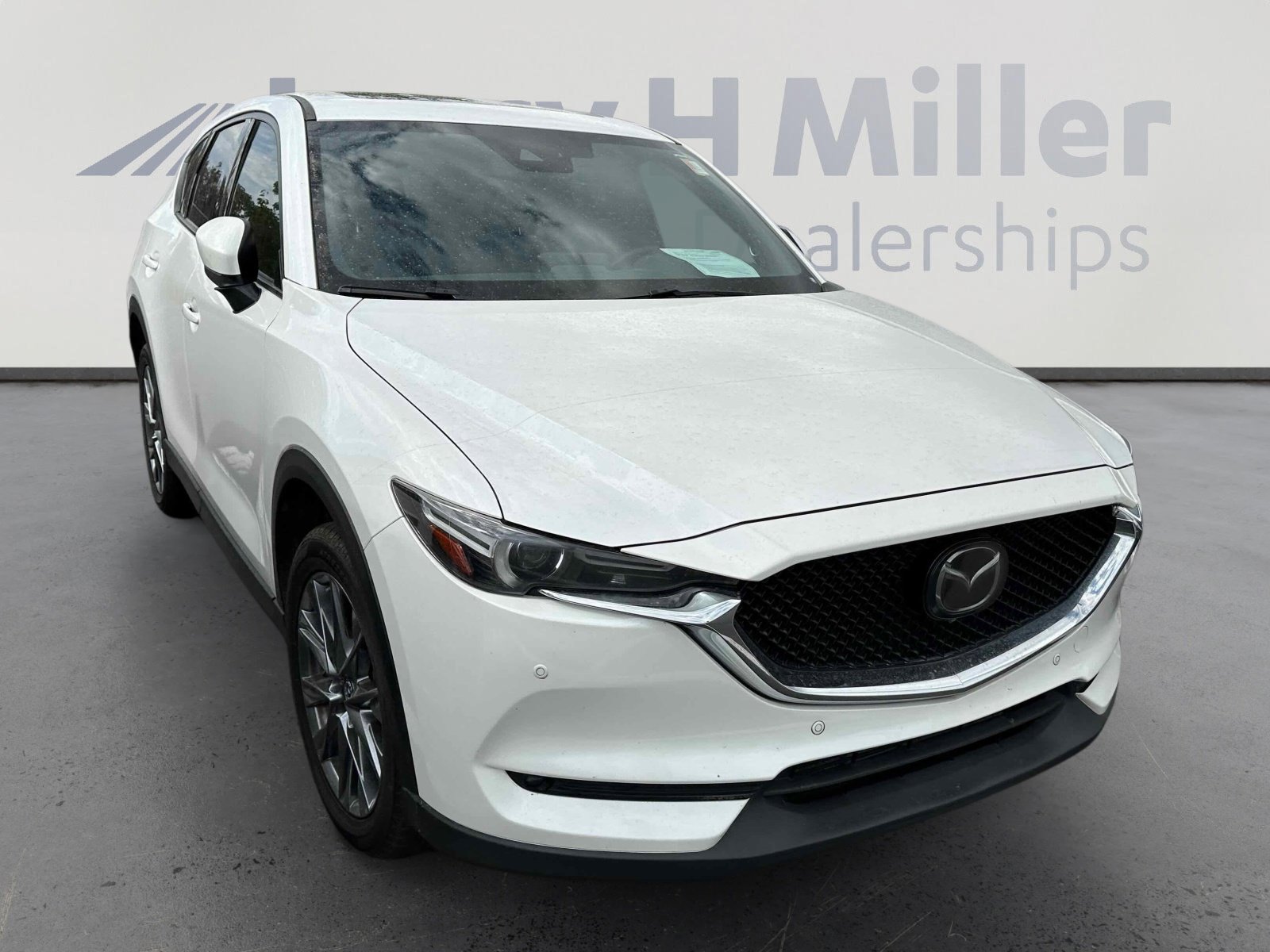 2019 Mazda CX-5 Signature photo 3