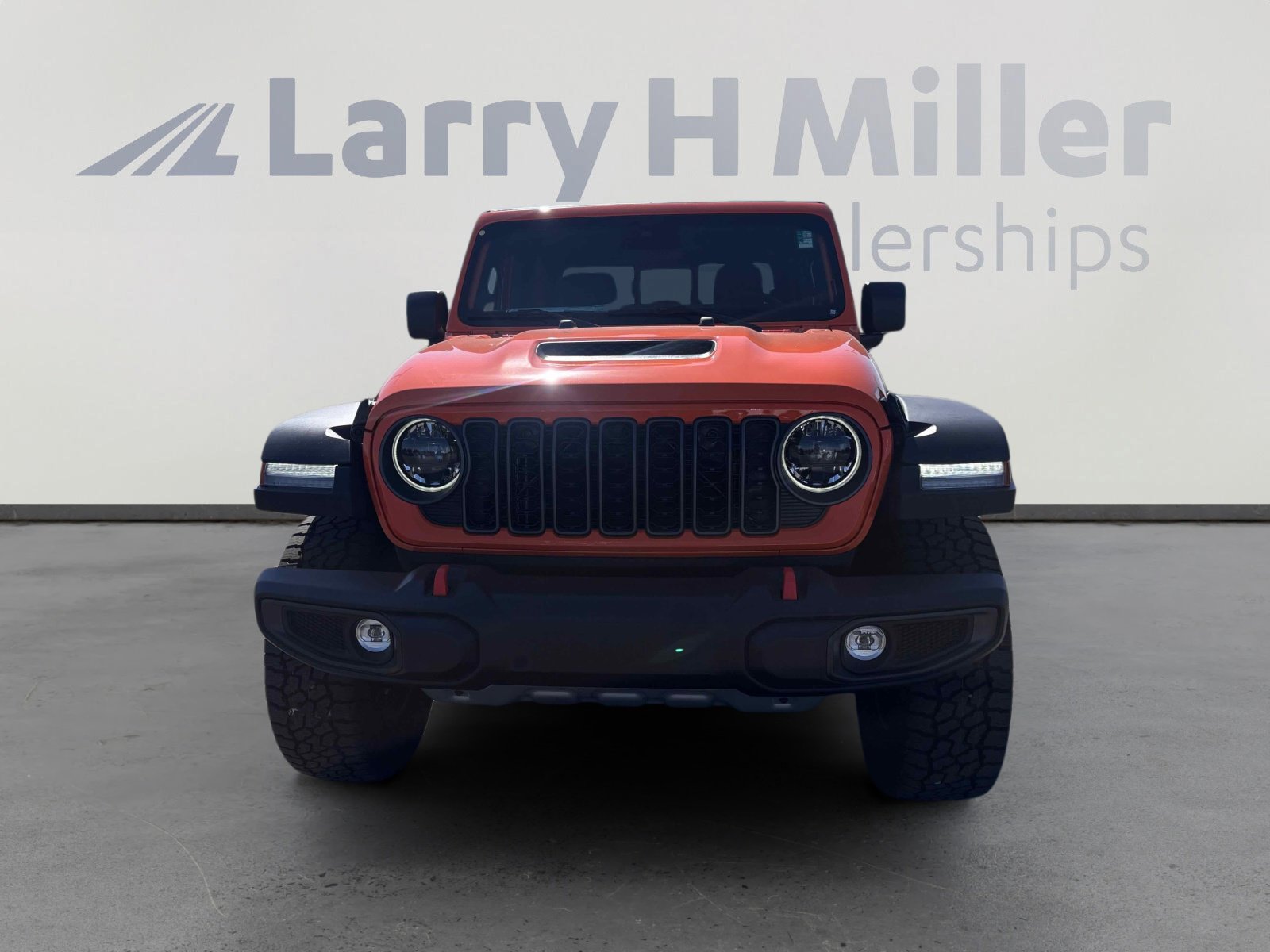 2025 Jeep Gladiator Mojave photo 2