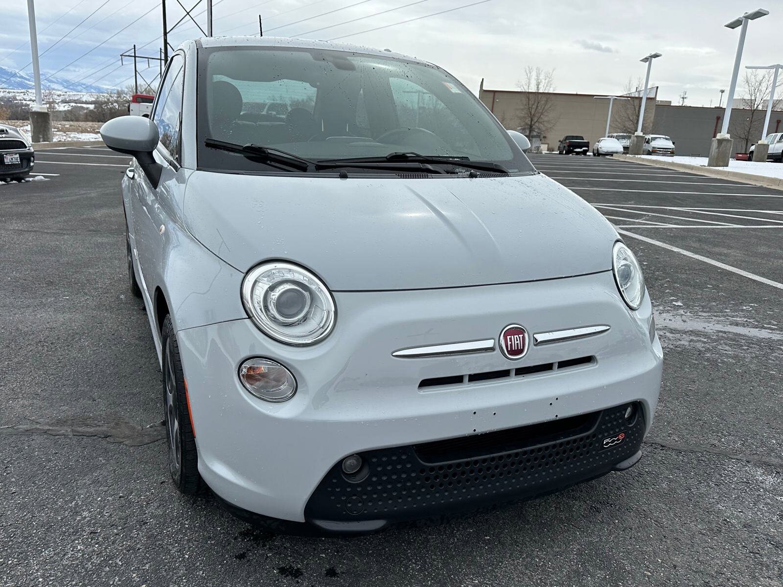Used 2017 FIAT 500e Battery Electric with VIN 3C3CFFGE5HT586147 for sale in Riverdale, UT