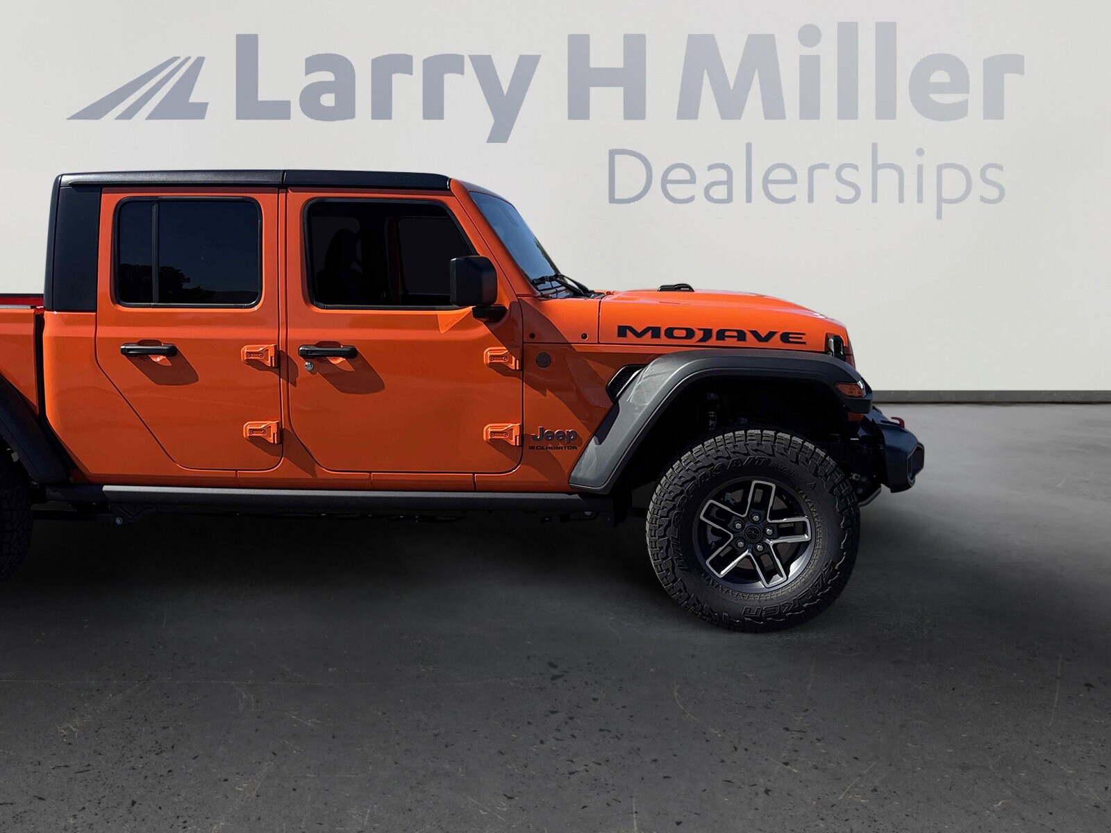 2025 Jeep Gladiator Mojave photo 4