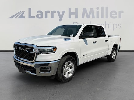 2025 Ram 1500 Big Horn/Lone Star Truck Crew Cab