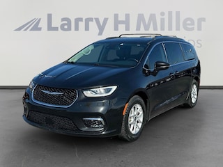Used 2021 Chrysler Pacifica Touring L Van Passenger Van Riverdale, UT