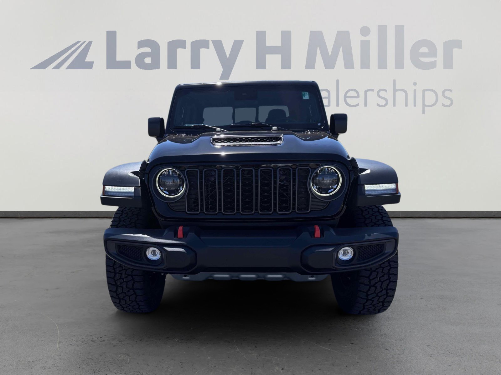 2025 Jeep Gladiator Mojave photo 2
