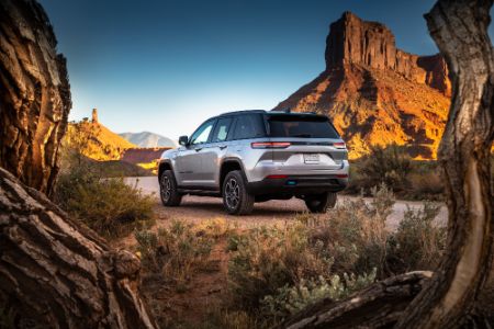 Jeep Grand Cherokee 4xe jeep grand cherokee 4xe suv exterior