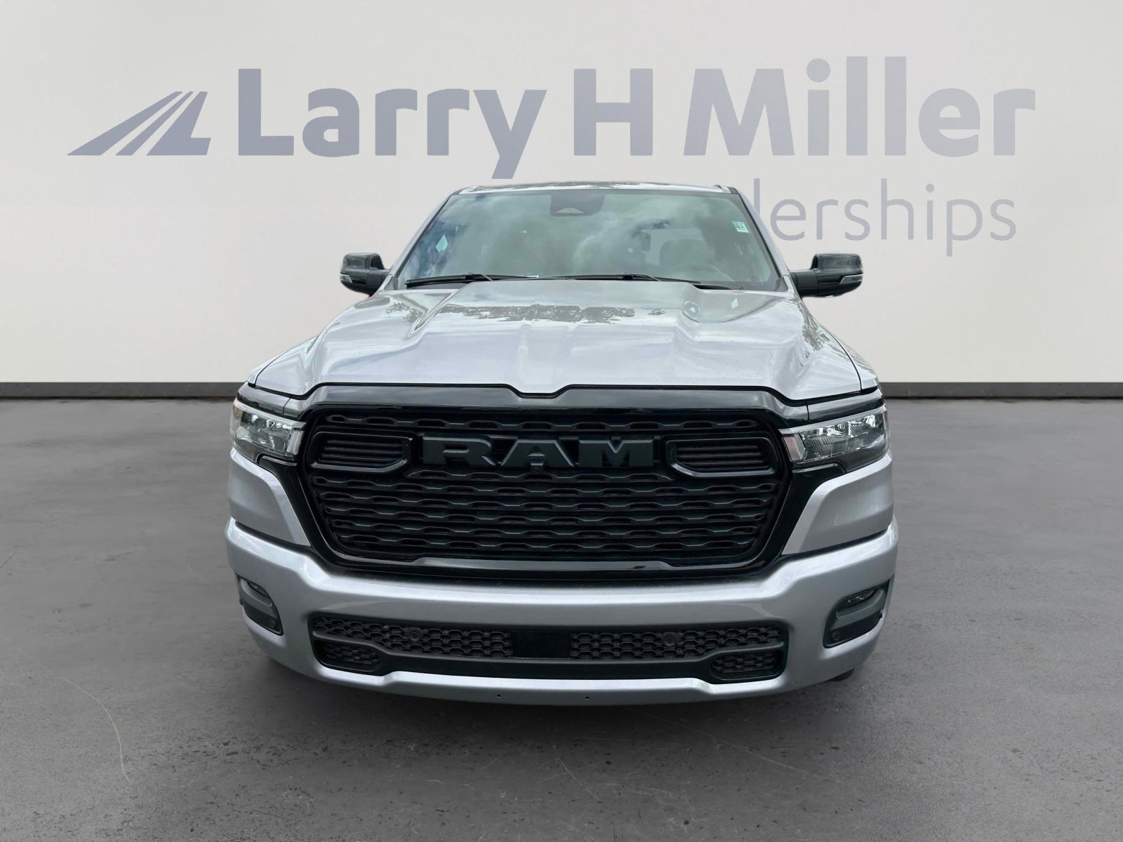 2025 Ram 1500 Big Horn photo 3